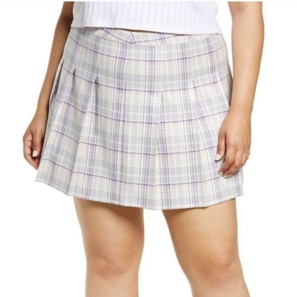 NEW BP Plaid Mini Skirt Women Size 1X - Picture 1 of 9